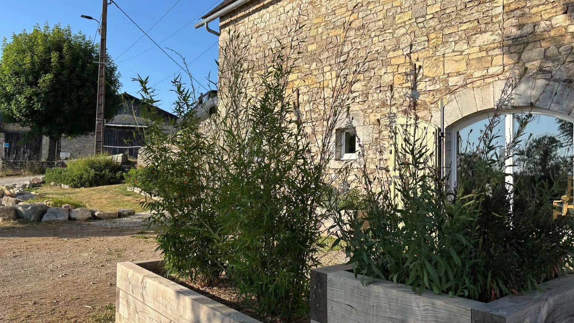 Ferienhaus Gite Entre Causse Et Vallon, Tout Confort Pour 4 Personnes Dans Grange Renovee Au Coeur De L'Aveyron Salles-la-Source