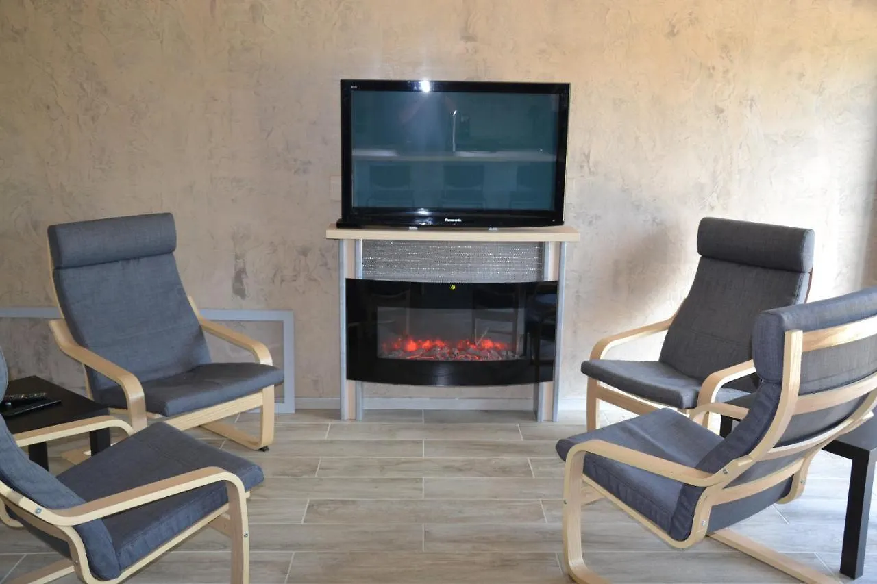 Holiday home Gite Entre Causse Et Vallon: Renovated Barn Retreat in Aveyron Salles-la-Source